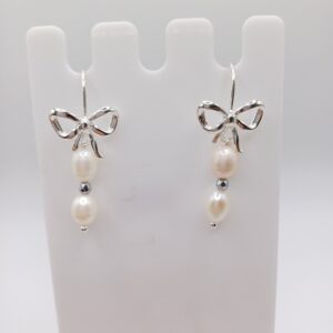 Alternative view of Ασημένια  Σκουλαρίκια Pearly Lolita